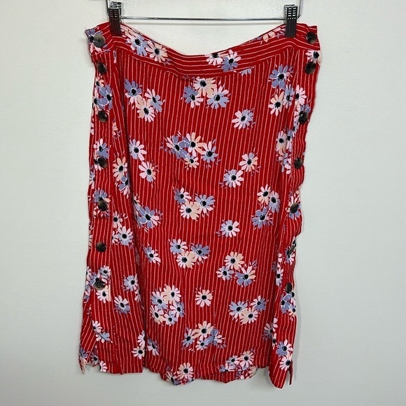 Madewell Side-Button Skirt in Daisy Society 10 - Picture 4 of 8